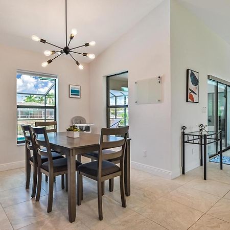 הוילה Centrally Located Cape Coral Oasis On Fresh Water מראה חיצוני תמונה