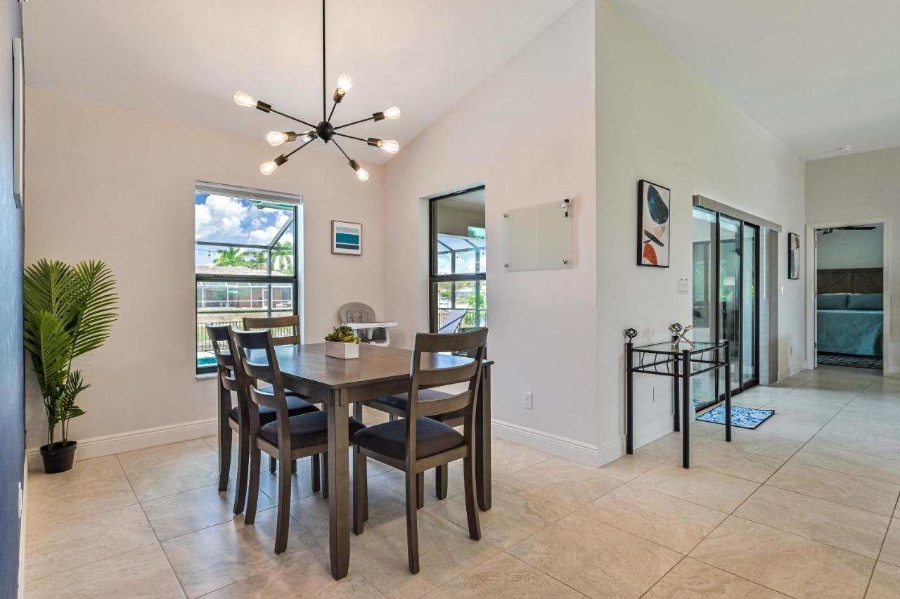 הוילה Centrally Located Cape Coral Oasis On Fresh Water מראה חיצוני תמונה